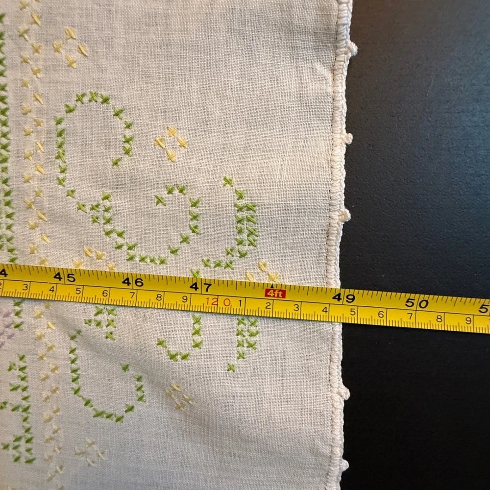 Vintage Hand Embroidered‎ Table Runner Set Floral Cross Stitch White Linen 2pc